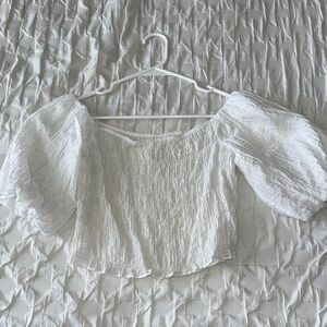 H&M White Smocked Puff Sleeve Crop Top